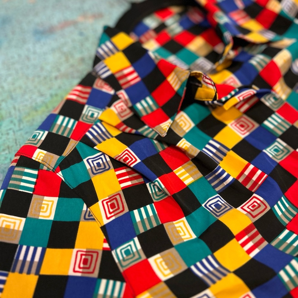 Vintage Geometric Blouse - Picture 3 of 13